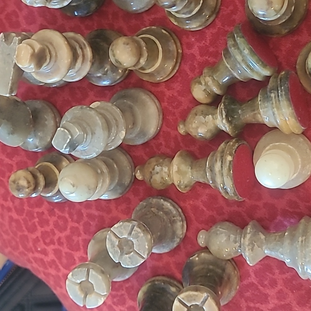 Vintage Marble Chess Set - Picture 3 of 5